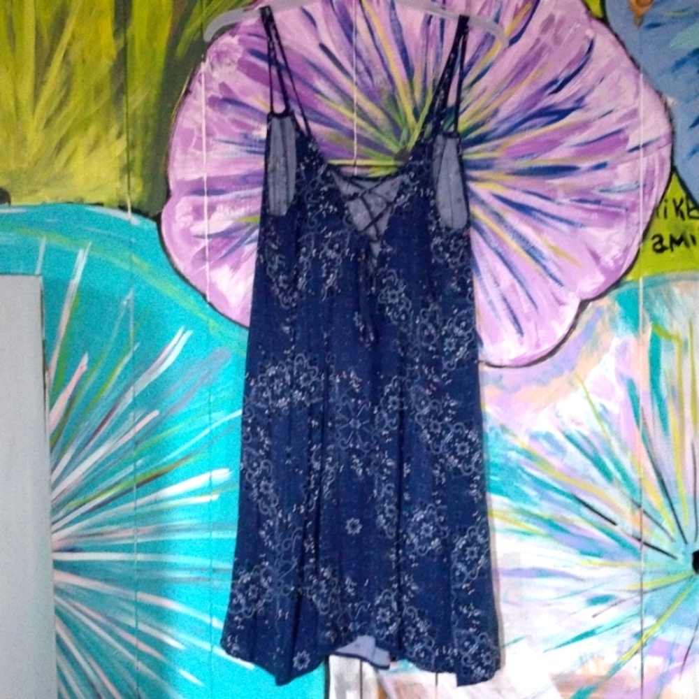 Dress - Picture 2 of 5